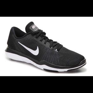 nike flywire training shoes